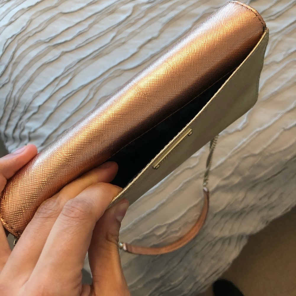 RARE Rebecca Minkoff Rose Gold Wallet on a Chain - Picture 8 of 12